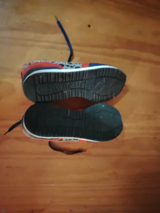 Zapatillas CHCH Talla 39