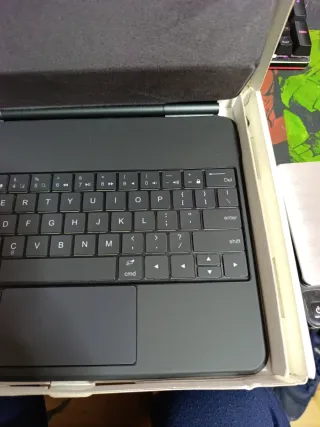 Funda con teclado  iPad Air 13 2024 m2 2025 m3