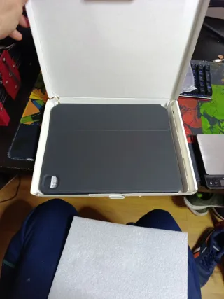 Funda con teclado  iPad Air 13 2024 m2 2025 m3