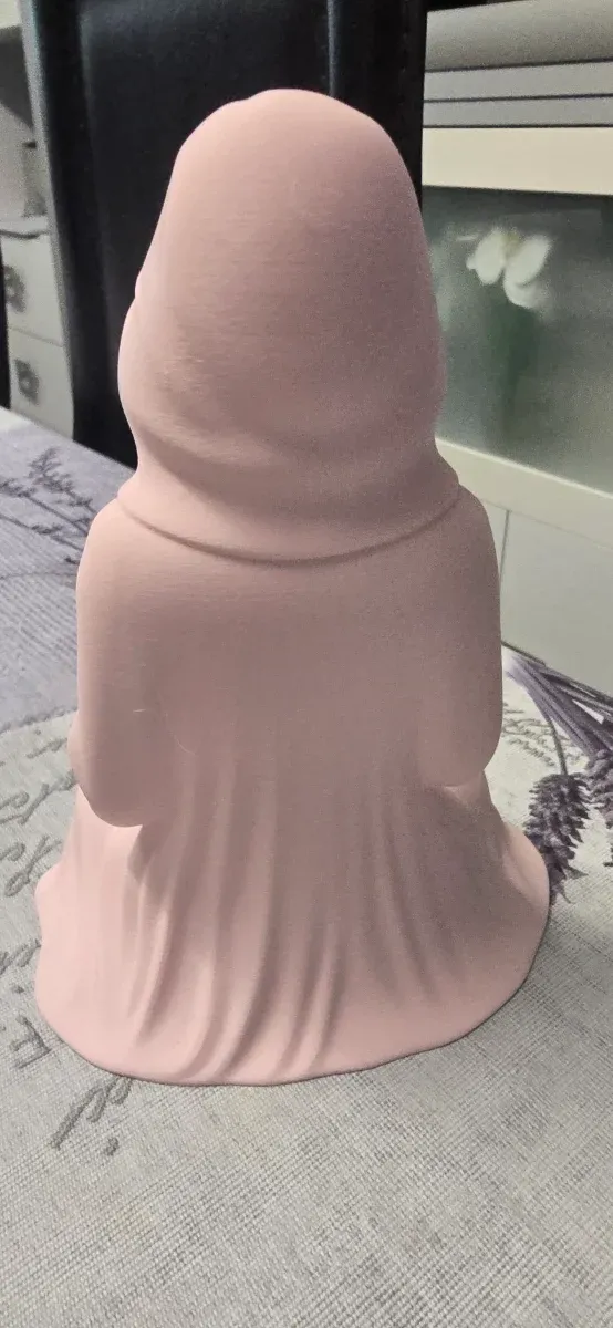 Figura di Dea Ancestrale Rosa Meditazione