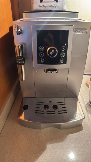 Cafetera Delonghi Magnifica S ECAM23.420.SB