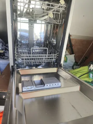 Lavavajillas Hoover 45cm Funciona perfectamente