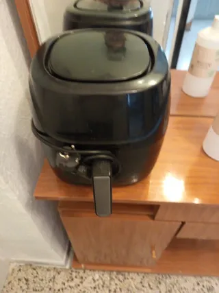 Freidora de aire negra