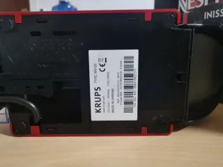 Cafetera Nespresso Krups Roja