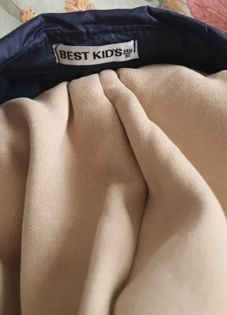 Casaco de bebé azul com capuz