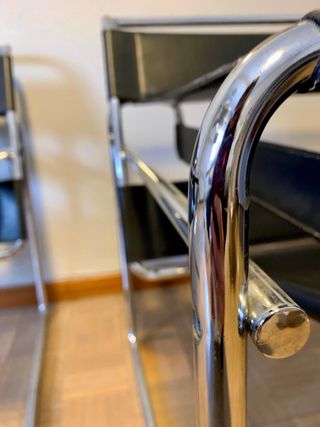 Sillón Wassily Cuero Negro y Metal