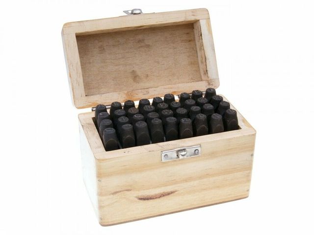 Troqueles Letras y Números 36pzs Caja Madera