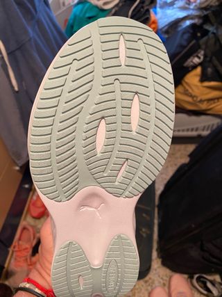 Zapatillas Puma Gris y Amarillo Talla 37 Nuevas