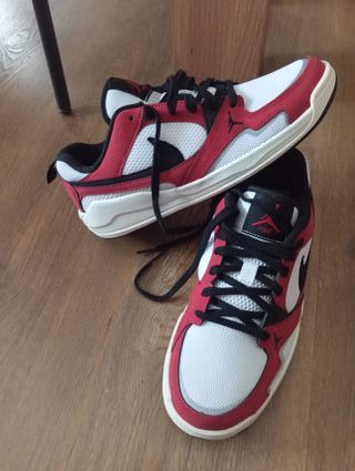 Zapatillas Jordan CMFT ERA Talla 41 Nuevas