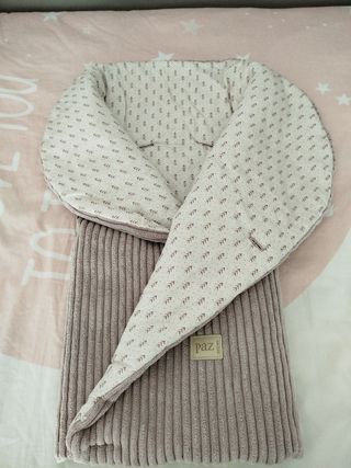 Saco para bebé con estampado de árboles