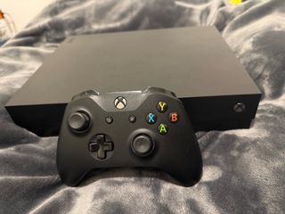 Xbox One X 1TB N