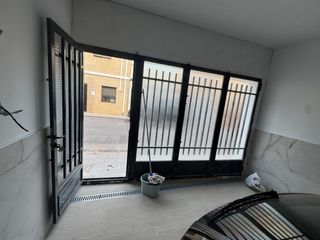 Puerta de garaje metálica 3,47m x2.00 de altura