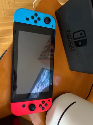 Nintendo Switch Azul y Rojo