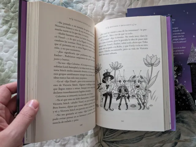 2primeros Libros Victoria Stitch.Harriet Muncaster