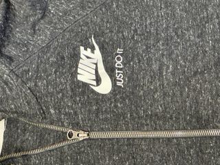 Sudadera Nike Gris con Cremallera