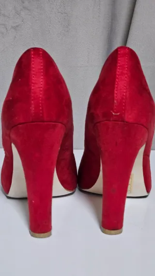 Zapatos de fiesta rojos