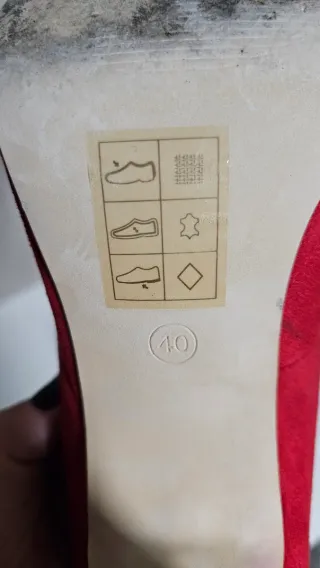 Zapatos de fiesta rojos