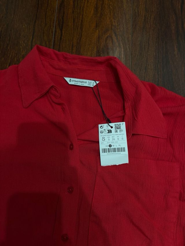 Camisa corta roja