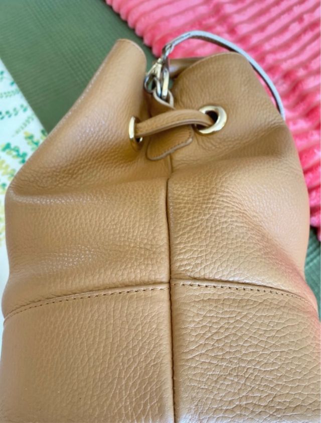 Bolso bombonera piel marrón, de mano o hombro