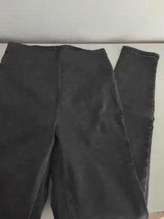 Jeggings vaqueros gris con cintura alta skinny