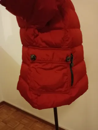 Moncler Piumino Rosso con Cappuccio