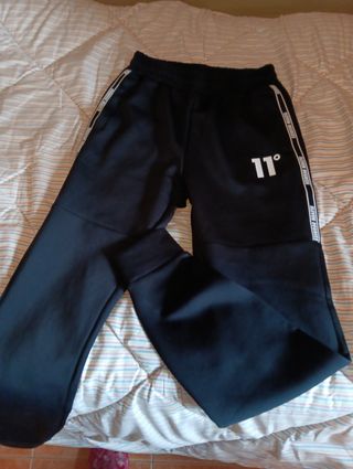 Pantalón chándal Eleven Degrees negro