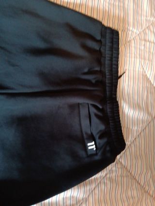 Pantalón chándal Eleven Degrees negro