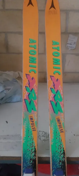 Esquís Atomic 70