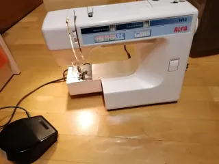 Máquina de coser electrica Alfa 1412