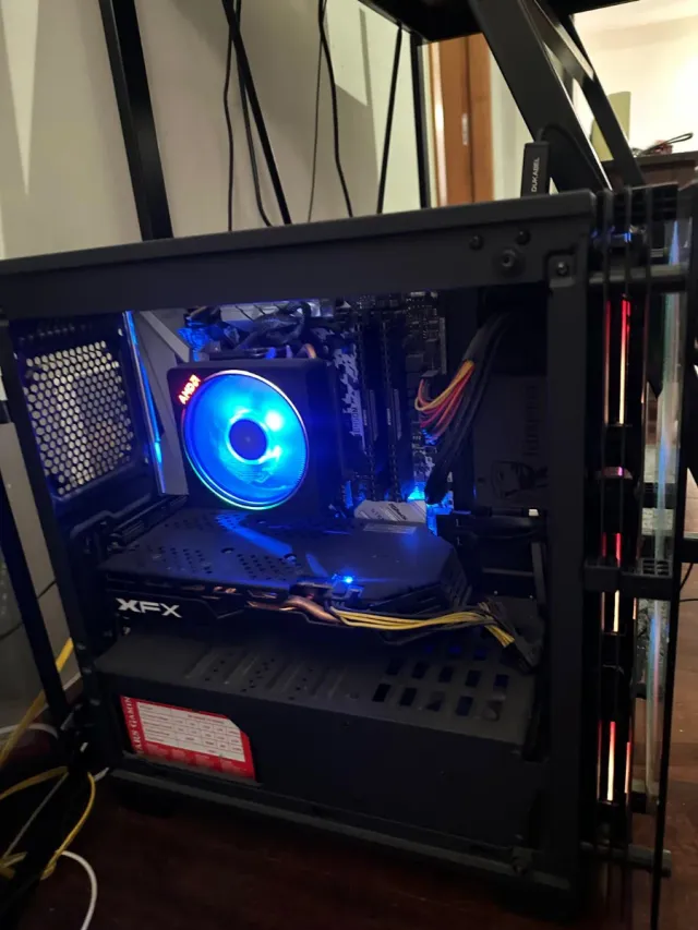 PC Gaming con luces RGB