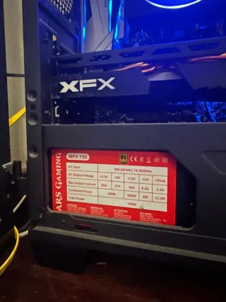 PC Gaming con luces RGB