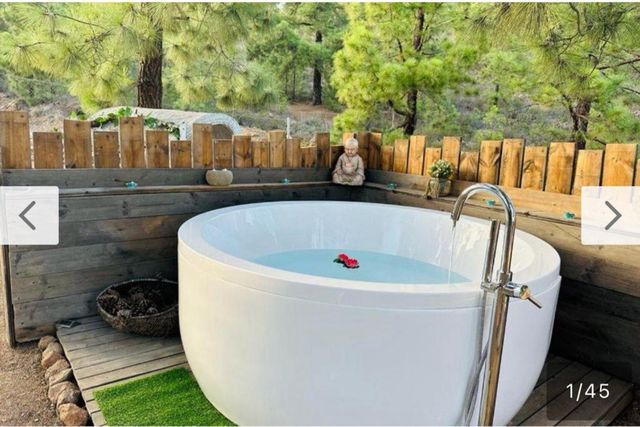 Terreno con casa cueva en Arico