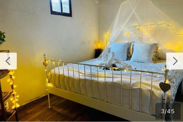 Terreno con casa cueva en Arico