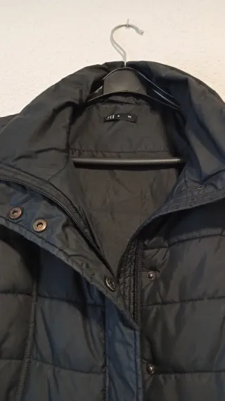 Abrigo acolchado negro mujer