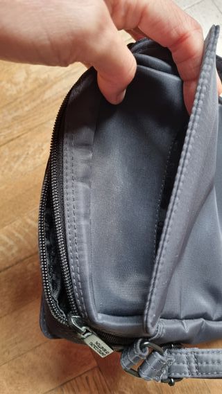 Borsa tracolla Benetton donna nera impermeabile