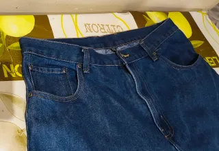 Pantalón vaquero hombre azul marino talla W36/L32.