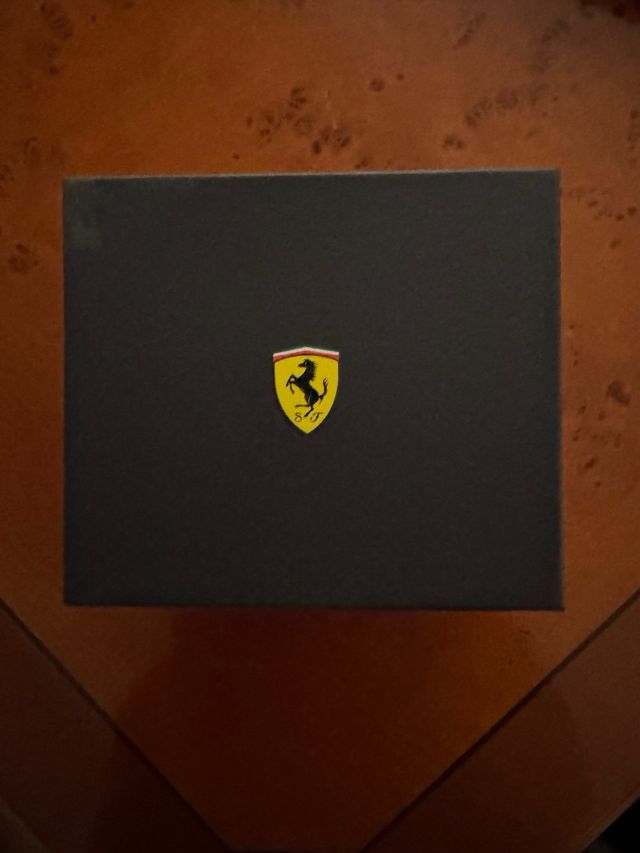 Reloj Ferrari Cronógrafo (Ronda 5030.D) nuevo