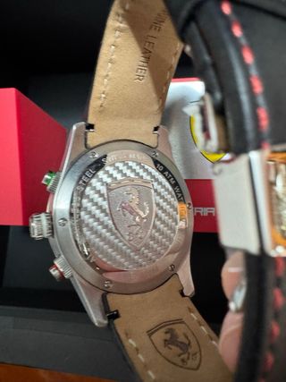 Reloj Ferrari Cronógrafo (Ronda 5030.D) nuevo