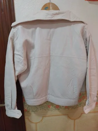 Chaqueta rosa clarito con interior de pelo