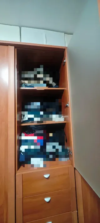 Armario  3 módulos madera y cristal (similar Ikea)