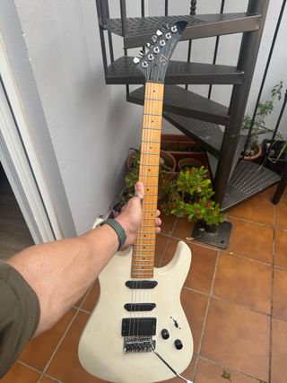 Guitarra Aria Pro II SL-ST3 Blanca