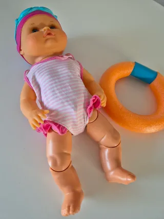 Nenuco Nadador con Accesorios