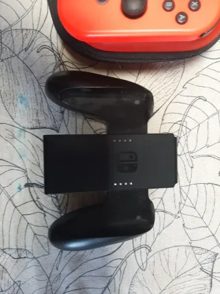 Nintendo Switch Roja y Azul