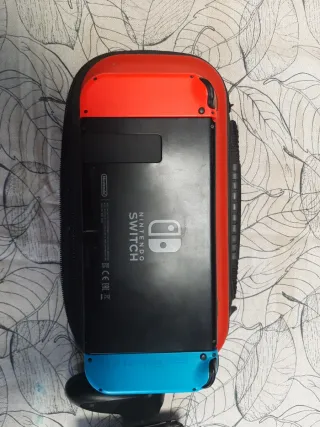 Nintendo Switch Roja y Azul