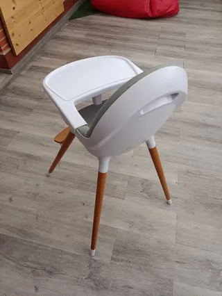 Trona bebé madera y gris