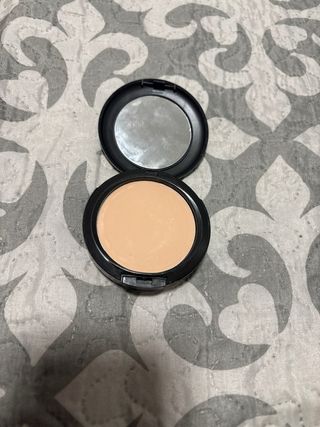 Polvos Compactos MAC Beige