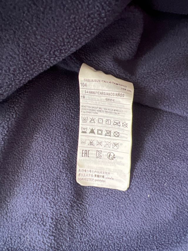 Anorak Benetton azul con capucha forro polar
