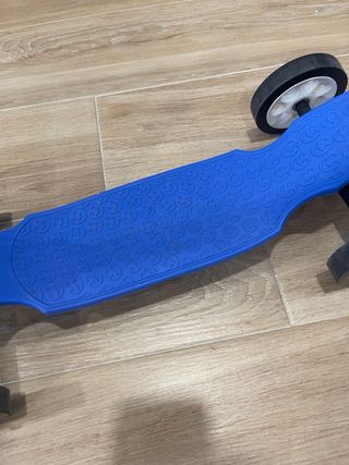 Patinete Roll Run 4 ruedas azul como nuevo