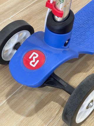 Patinete Roll Run 4 ruedas azul como nuevo