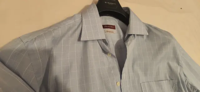 Camisa Emidio Tucci, de color azul. Talla L.